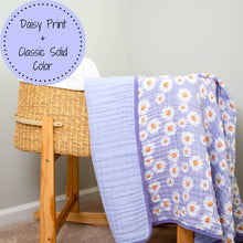 Load image into Gallery viewer, Beautiful Daisy Baby Toddler Muslin Quilt